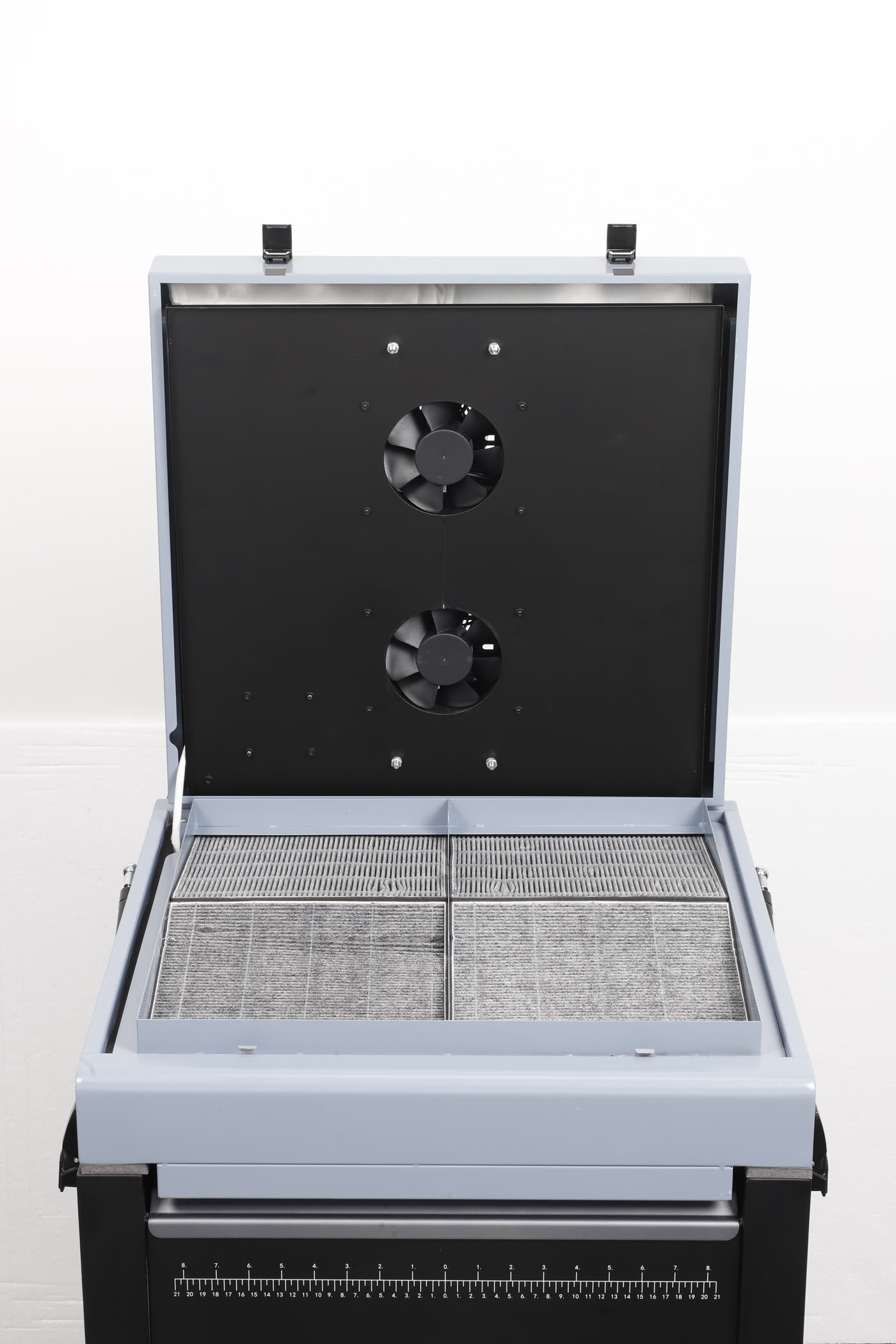 The rear extraction fans of the Miro 16