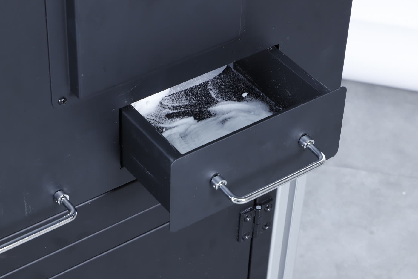 The powder drawer of the Miro 24