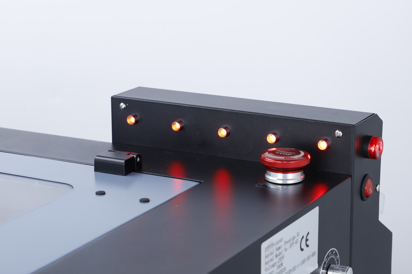 The low-ink indicator lights on top of the Prestige R1