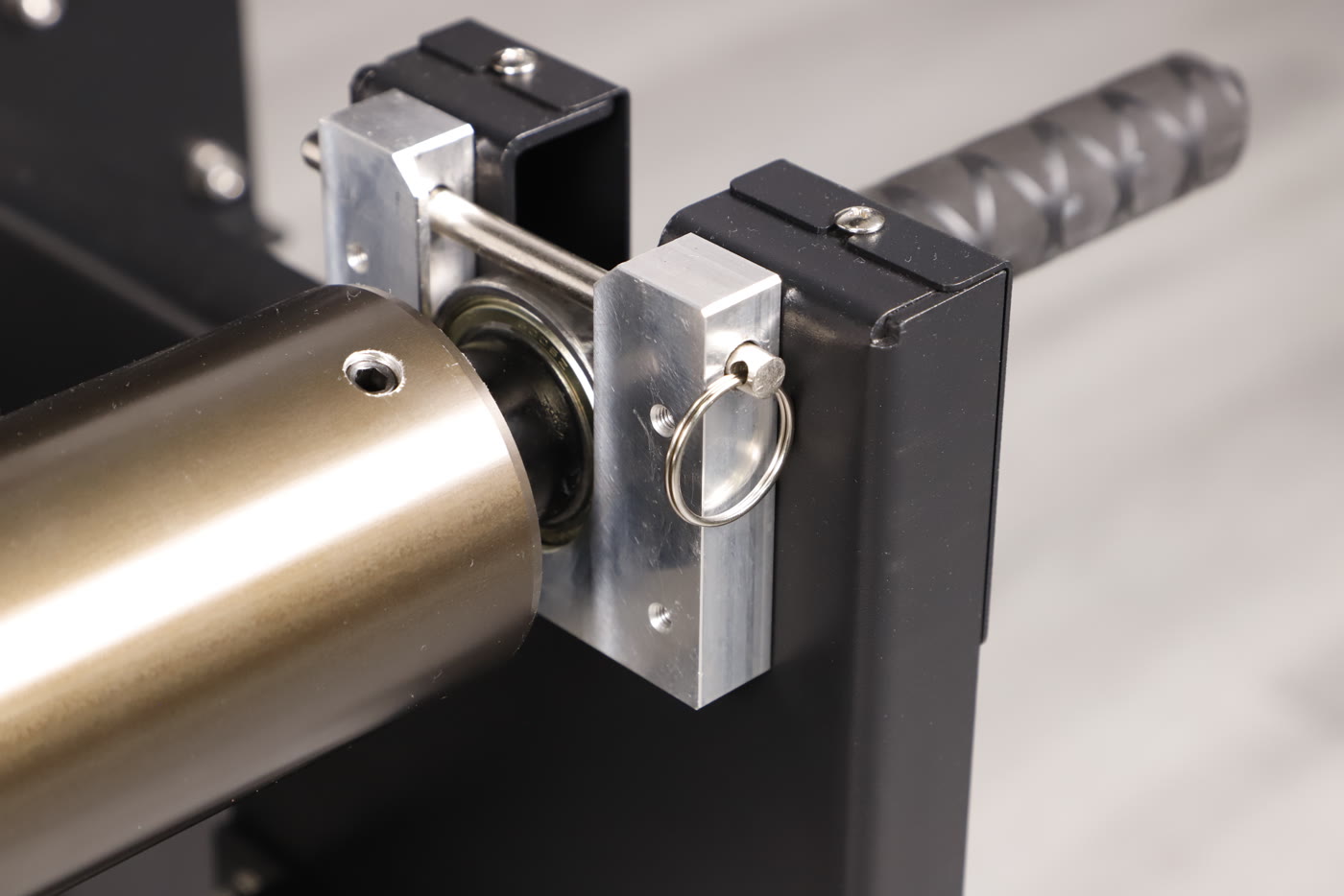 Roll handle on the Prestige X6