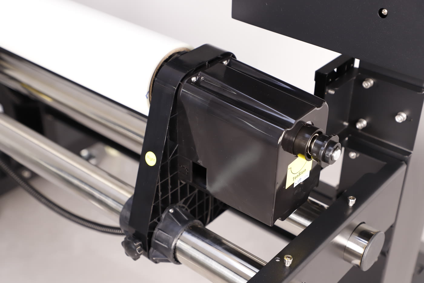 Roll holder on the Prestige XL2