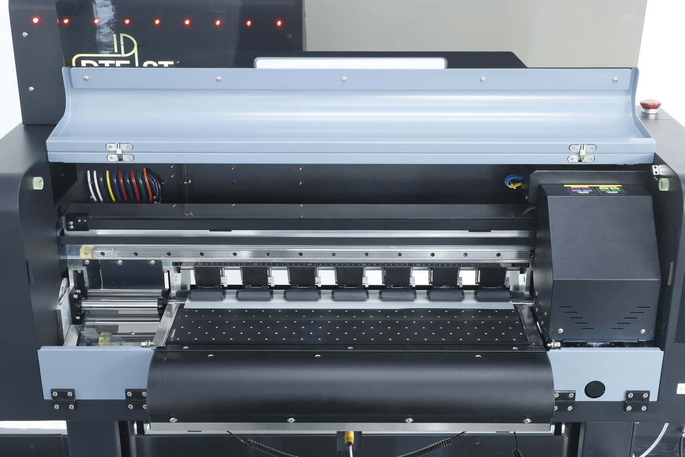 The Prestige XL2 Pro open at the front